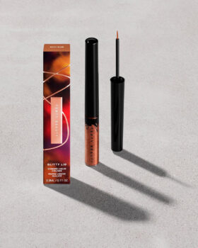 CharmCurl Limited Edition by Rihanna GLITTY LID SHIMMER LIQUID EYELINER