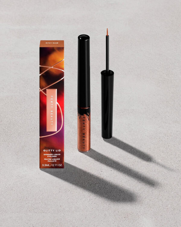 CharmCurl Limited Edition by Rihanna GLITTY LID SHIMMER LIQUID EYELINER